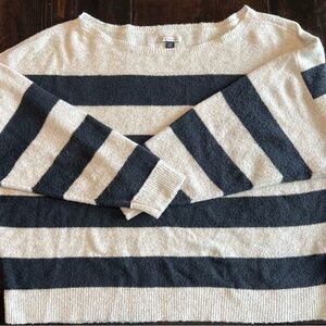 American Eagle Striped Sweater